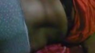 這兩個人有一個放蕩的色情妓女